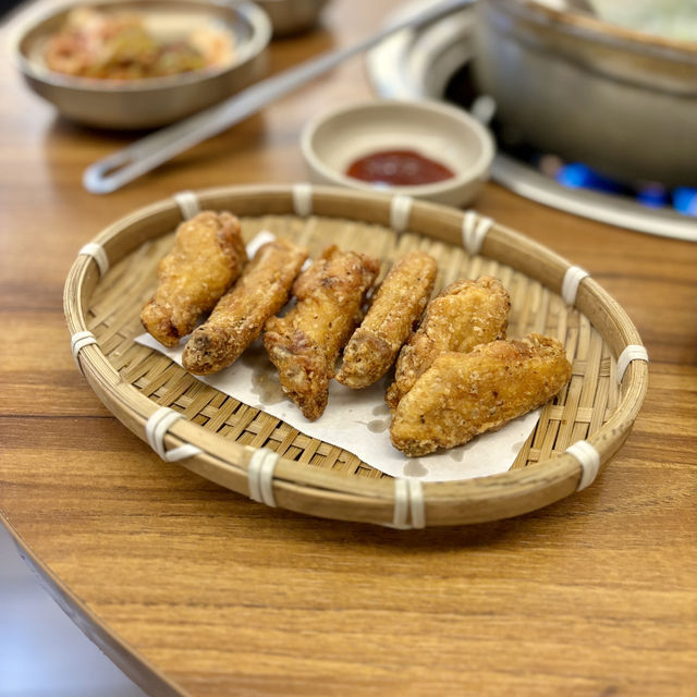 【韓国ソウル・安国】仁寺洞の路地裏にある鶏肉料理店「スイン仁寺洞 タッカンマリ本店」