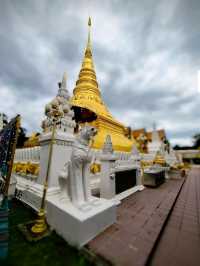 วัดพระธาตุแช่แห้ง
