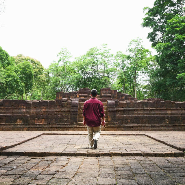 สำรวจประวัติศาสตร์และอารยธรรมขอมา📍