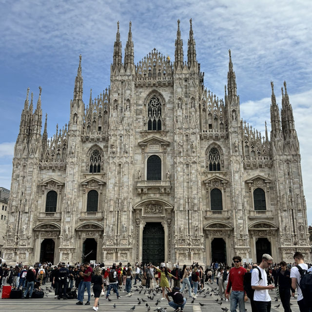 🇮🇹【イタリア】ミラノのマストスポット！迫力満点！