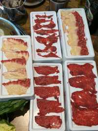 深圳東門人氣鮮切牛肉自助火鍋