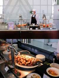 ทานบุฟเฟ่ต์อาหารค่ำบนชั้น 81 ที่ Baiyoke Sky