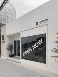 Numberten specialty coffee คาเฟ่คริสต์มาส