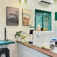 Cozy Coffee Haven at Little Contrast Bogor