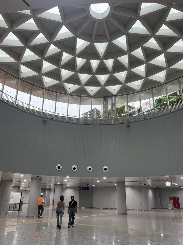The first metro ever in Saigon🤩