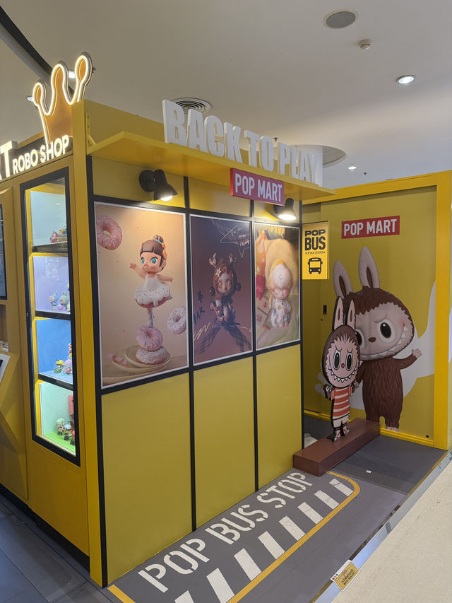Popmart Robo สาขาเซ็นทรัลเวสต์เกต