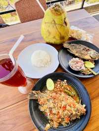Best Place To Try Nyat Nyat Fish (Balinese Food) In Bali 🤤✨