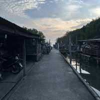 Famous seafood restaurant in Kuala Lukut