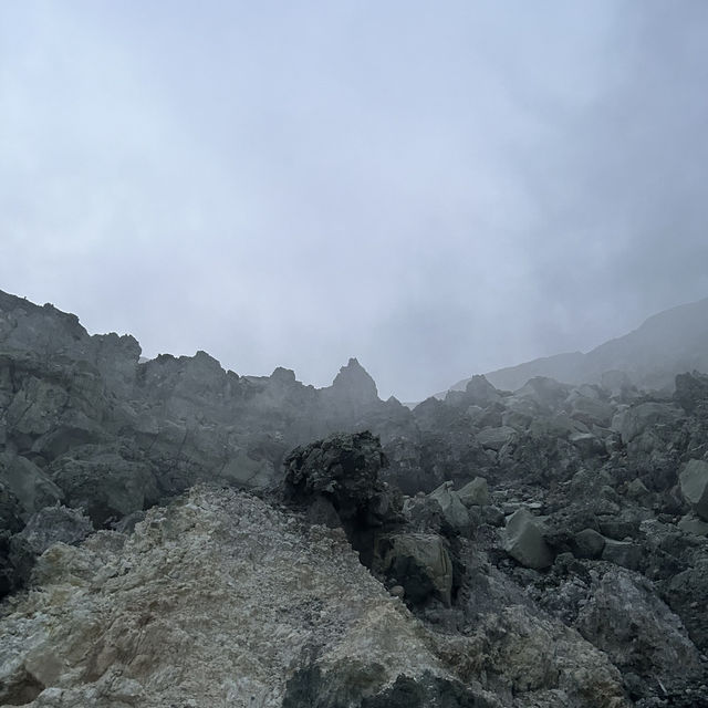The most dangerous hiking in my life 