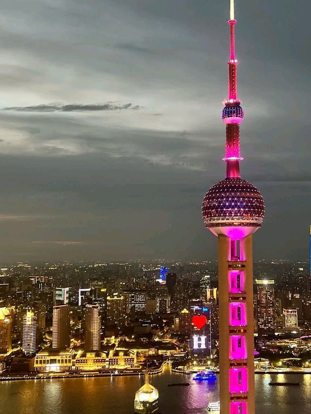🌆 Explore the Beautiful Shanghai