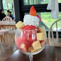 lovely cafe