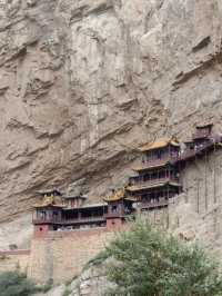 Yungang Grottoes (Datong) – Ancient Buddhist cave 🖼️