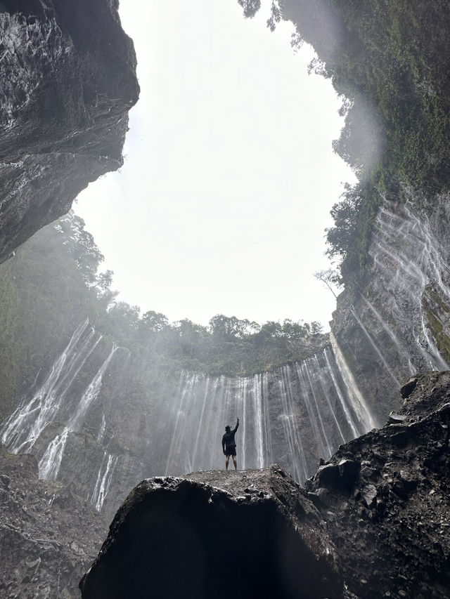 壯麗與震撼：印尼 Sewu 瀑布參訪體驗