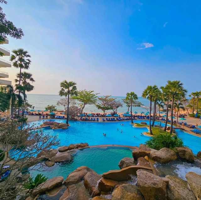 ที่พักติดริมทะเล ชายหาดส่วนตัว พัทยา