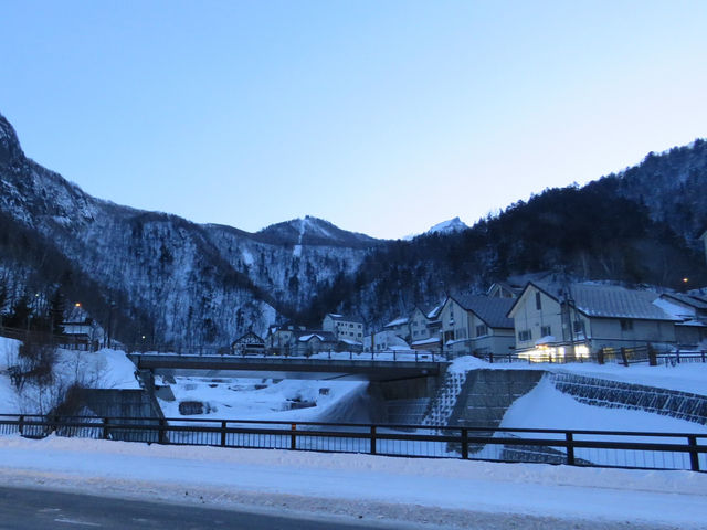 🇯🇵 北海道絕美溫泉區冰瀑祭❄️🧊