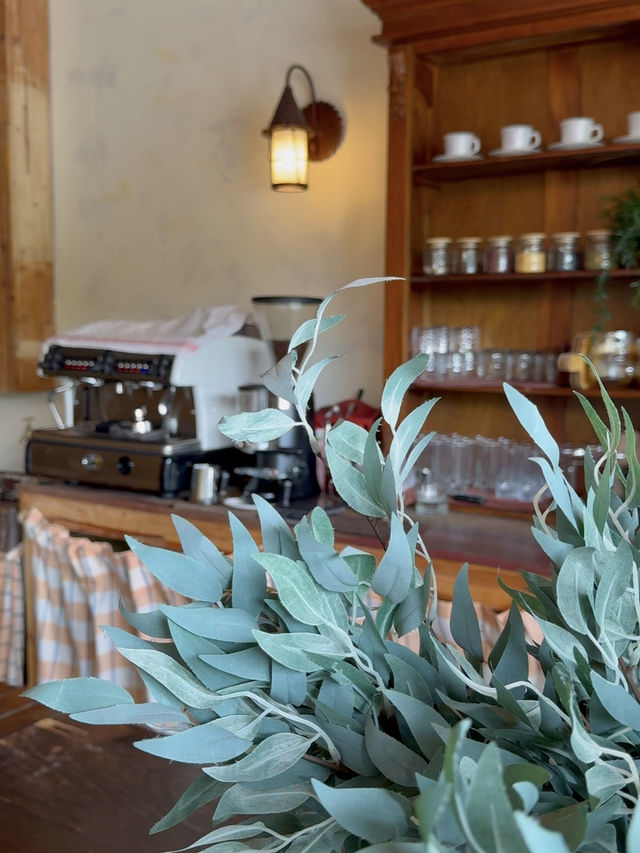 Chewy Bagel & Cottage Dreams: Chew Chew Bagel Cafe in Mount Austin JB