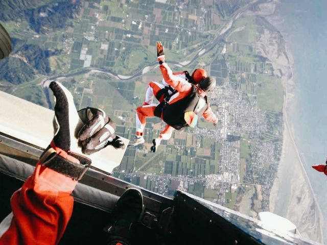 Skydiving in Nelson: A Sustainable Leap Over Paradise