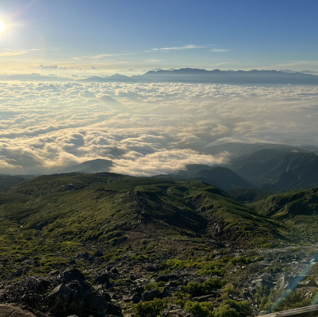 【石室山荘】　雲上の宿