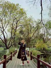 A 4-Hour Journey Around West Lake on foot