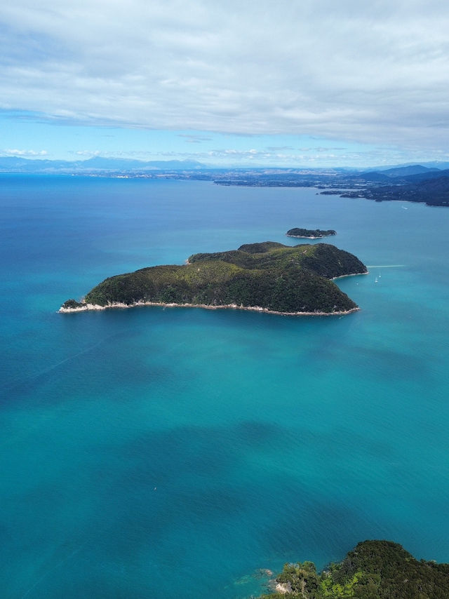 Golden Sands & Coastal Dreams: Explore Abel Tasman National Park