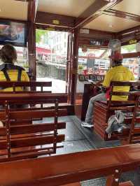 “Reflections of Time: The Soul of Singapore River”