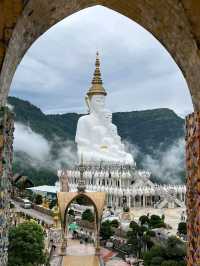 วัดพระธาตุผาซ่อนแก้ว จังหวัดเพชรบูรณ์