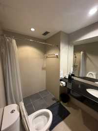  The Royal Bee Aparthotel  