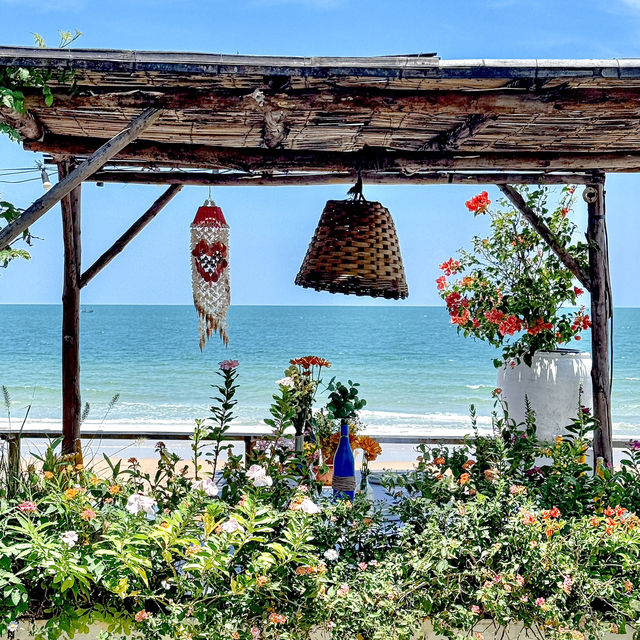 Chaplu Cafe and Restaurant 🌺🌴