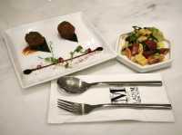 投注站內的高級美式素食餐廳