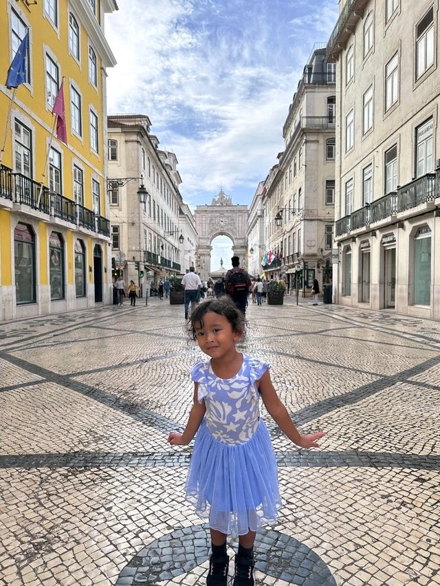 🇵🇹 24 Hours in Lisbon: Coastal Views, Iconic Towers & Flavors You’ll Never Forget