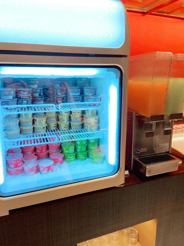 พักผ่อนสบาย ๆ ที่ Miracle Lounge