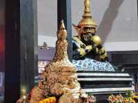 วัดศีรษะทอง ประดิษฐานองค์พระราหูขนาดใหญ่