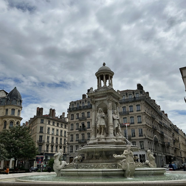 🇫🇷 Lyon: A Down-to-Earth Gem in France