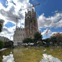 🌀 “Stone That Breathes: A Morning at Sagrada Família”