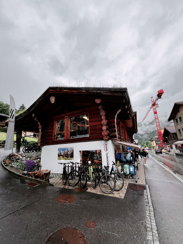 Lauterbrunnen Train Station: Gateway to the Valley of Waterfalls