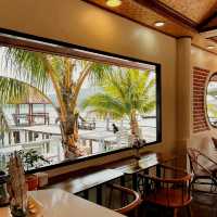 A Jewel by the Shore with Flavor and Charm