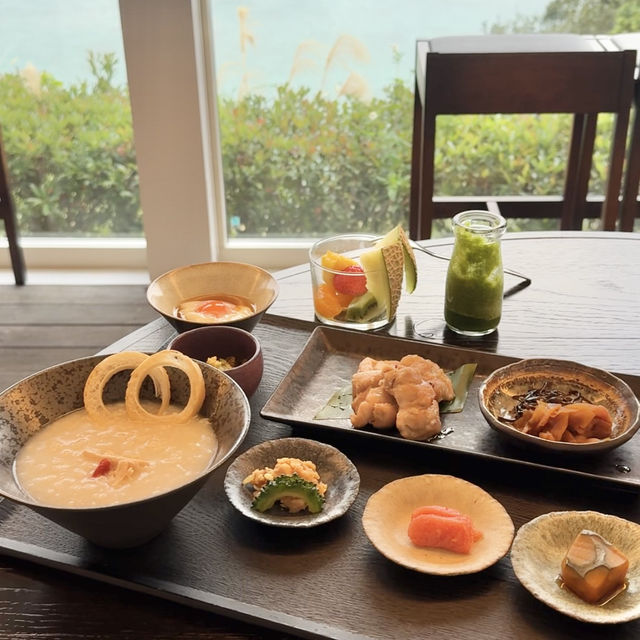 絶景眺めながらの地元グルメ堪能できる朝食