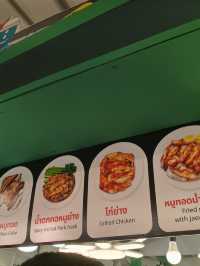曼谷｜走出百貨就能開吃！Central World門口街頭夜市美食太讚了