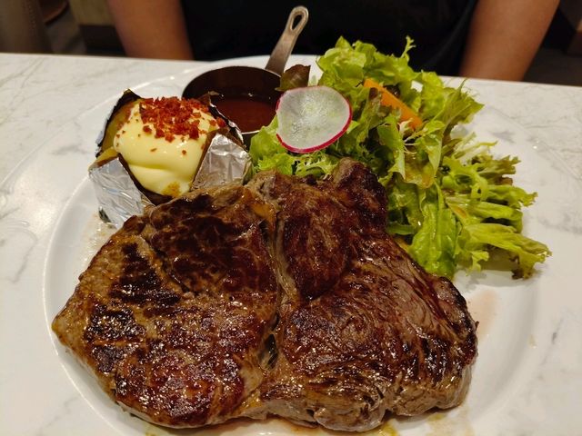 【佐敦美食】Plato Cafe & Bistro：隱藏鬧市的意大利風情🇮🇹