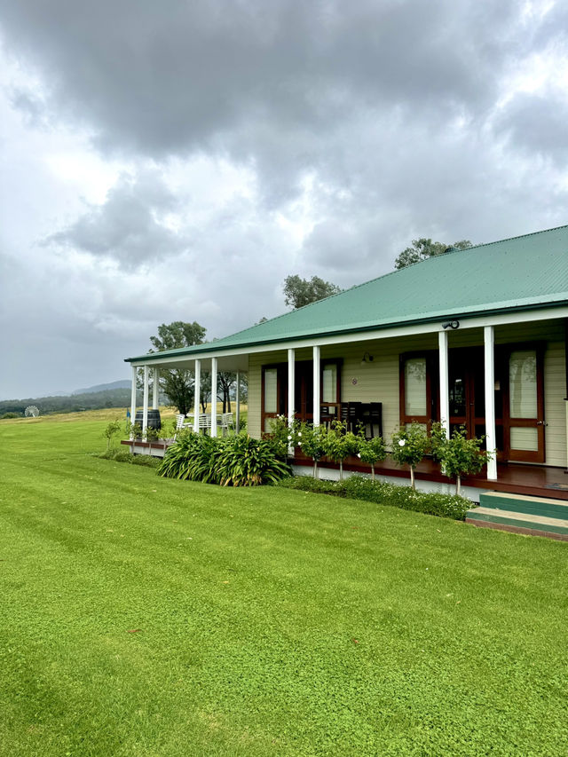 🍇🦘 2D1N Weekend Trip to Hunter Valley – Wine, Views & Balloon Dreams 🎈🍫