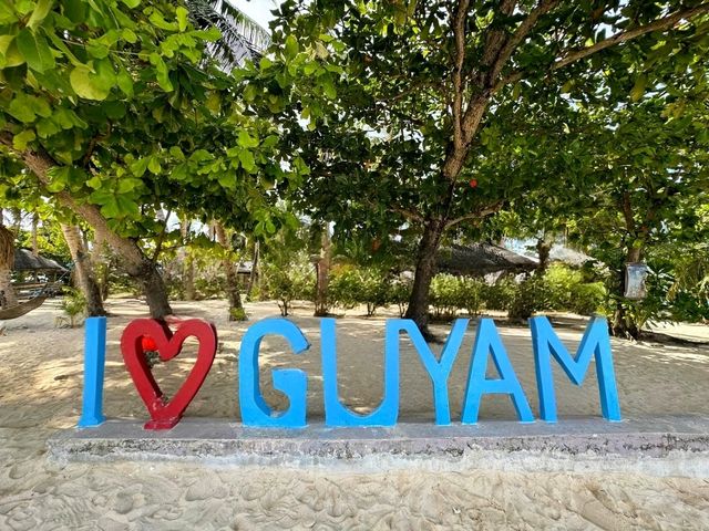 Tiny Paradise: Guyam Island