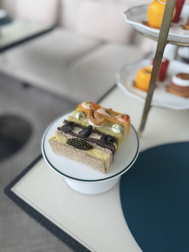 Regent Hong Kong, Iconic Elegance with Unrivaled Harbour Views