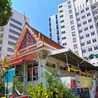 วัดที่สร้างโดยคนลาวจากเวียงจันทน์