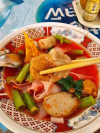 ก๋วยเตี๋ยวแคะ & เย็นตาโฟ 🍜