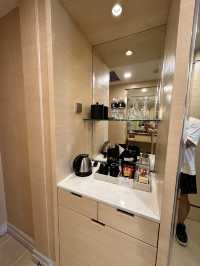 One World Hotel: 5-Star Comfort in the City
