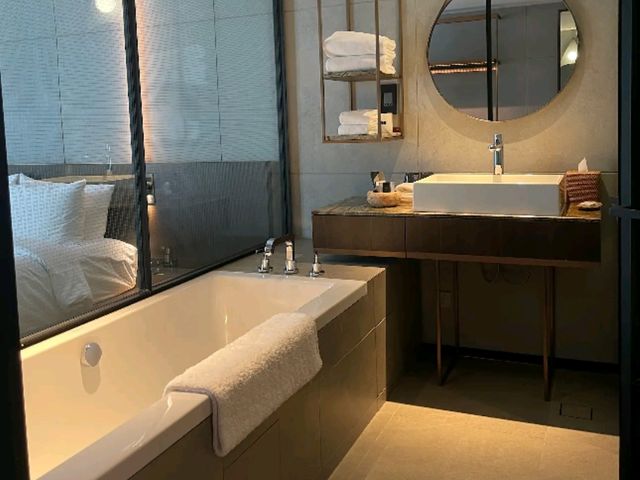 Stay in Style at The Warehouse Hotel – Singapore’s Heritage Gem with an Industrial Soul