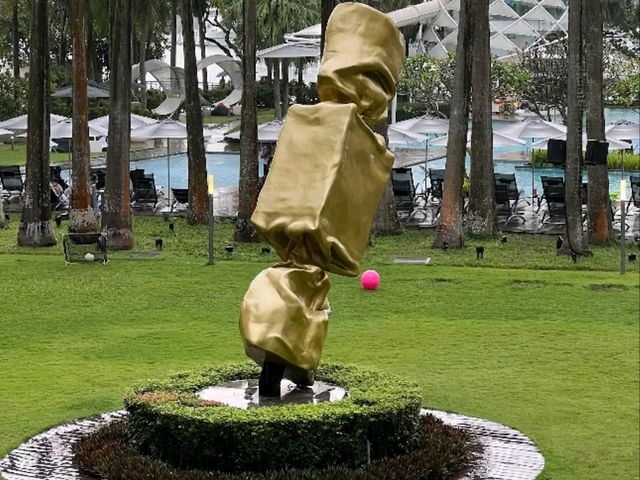 Vibrant Vibes & Island Glam – My Poolside Stay at W Singapore Sentosa Cove