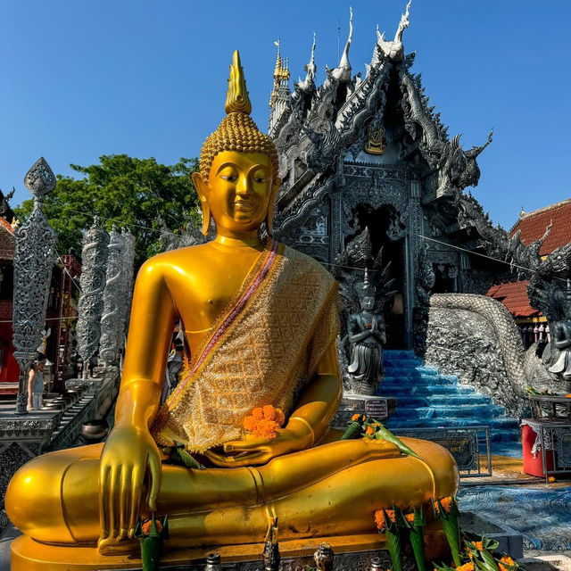 ✨🐉 *Wat Sri Suphan: Chiang Mai’s Dazzling Silver Temple* 🏯💎
