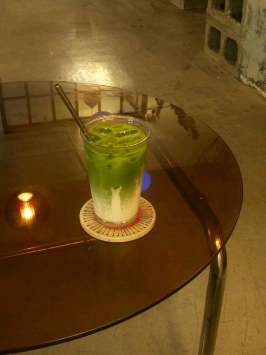 Kismet is a cozy café