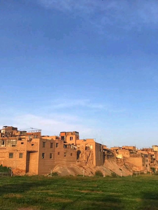 “Heart of Kashgar: Spice & Stone Bazaar”